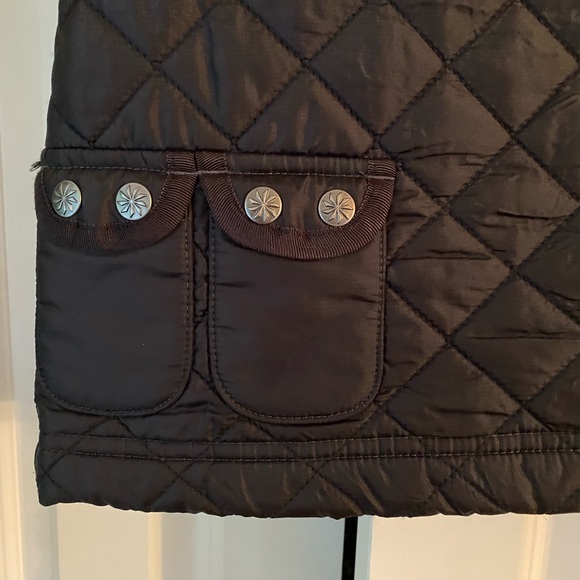 The Athleta Snow Stomper Quilted Puffer Mini Skirt Black Size 6 - Picture 5 of 12